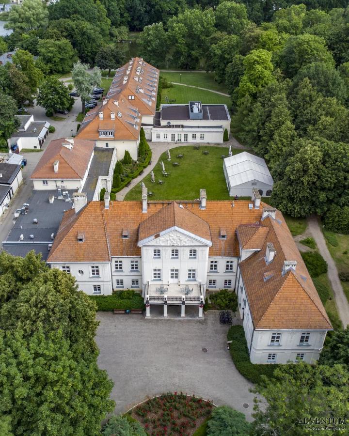 Palac Pod Kampinosem - Blisko Warszawy Leszno  Extérieur photo